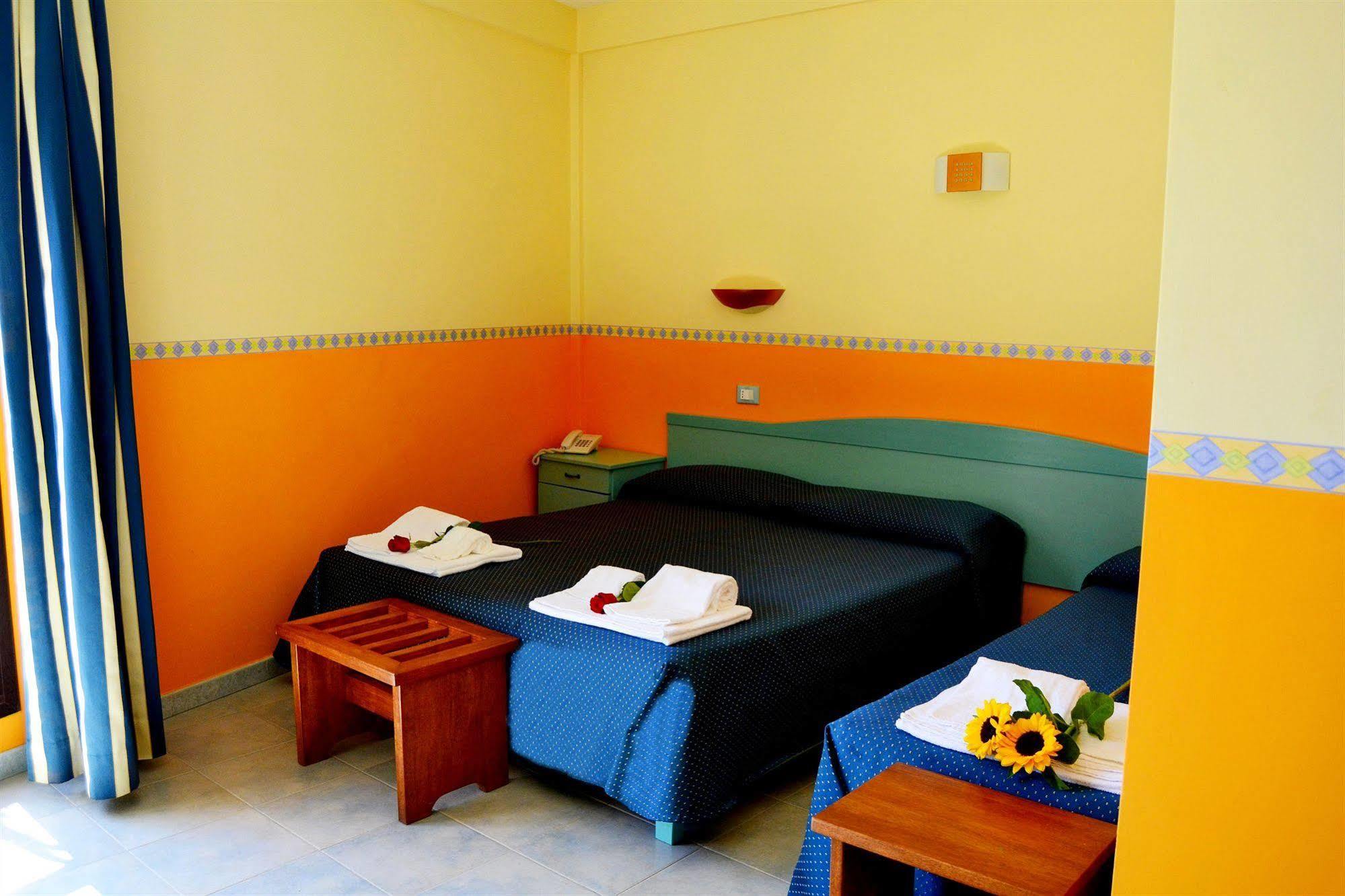 Hotel Costa Antiga Castelsardo Εξωτερικό φωτογραφία